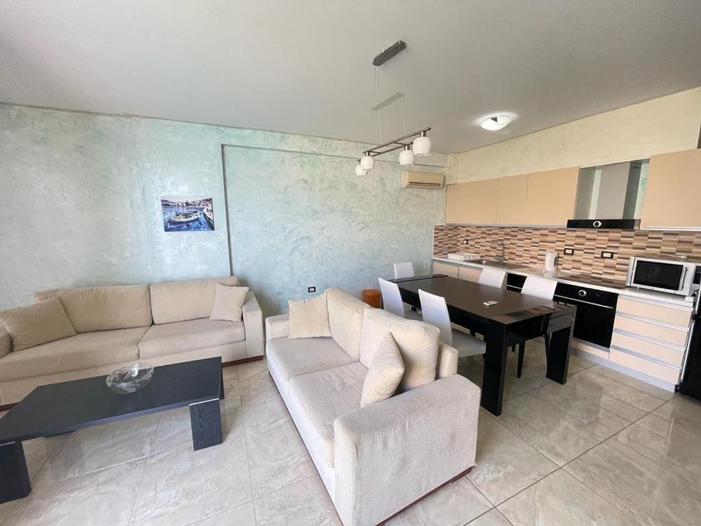 1-Stunning Sea View Apartments! Sarandë Eksteriør bilde