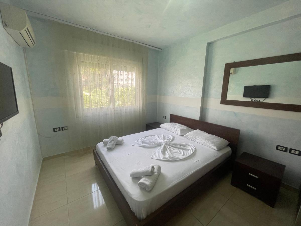 1-Stunning Sea View Apartments! Sarandë Eksteriør bilde