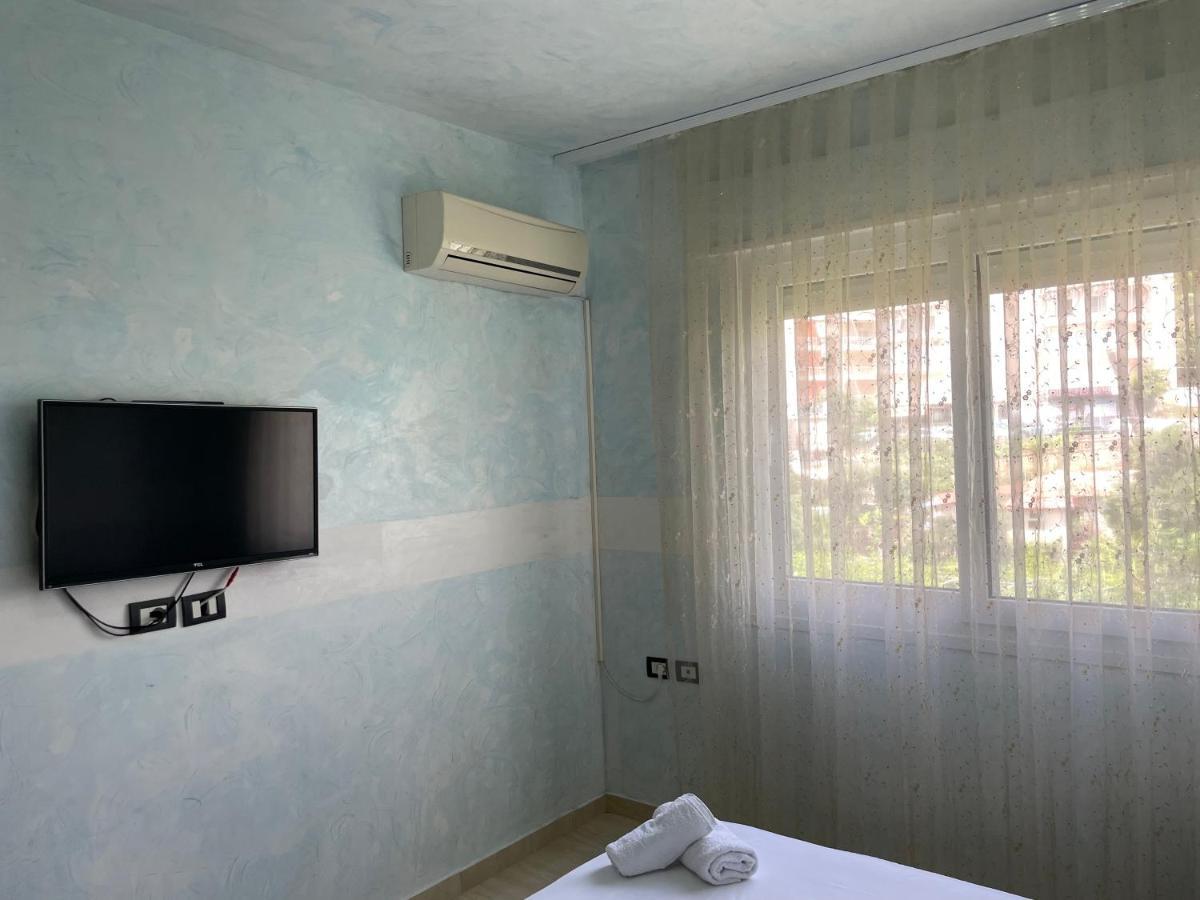 1-Stunning Sea View Apartments! Sarandë Eksteriør bilde
