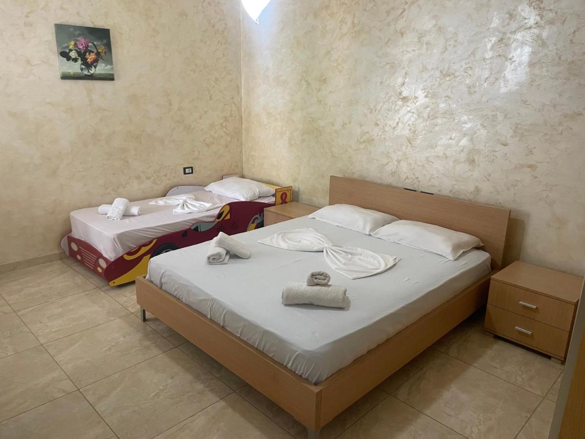 1-Stunning Sea View Apartments! Sarandë Eksteriør bilde